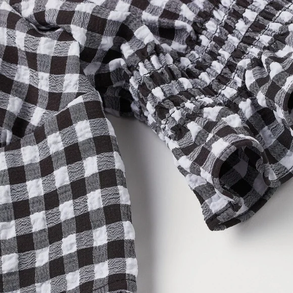 Gingham black and white crop top - Picture 2 of 2